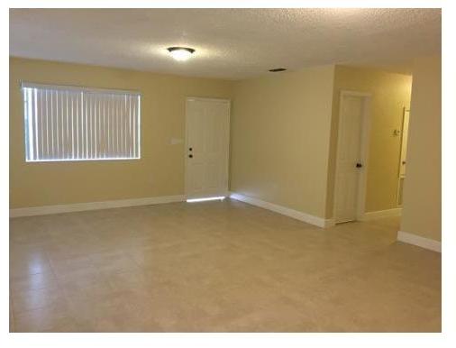 10434 Southwest 6th Street Miami, FL 33174 - Photo 2 of 10