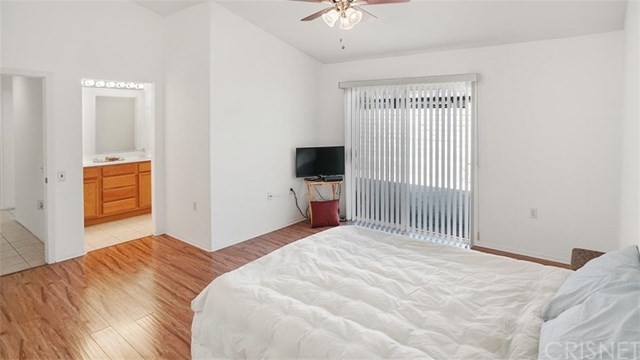 5621 Daisy Street Simi Valley, CA 93063 - Photo 7 of 18