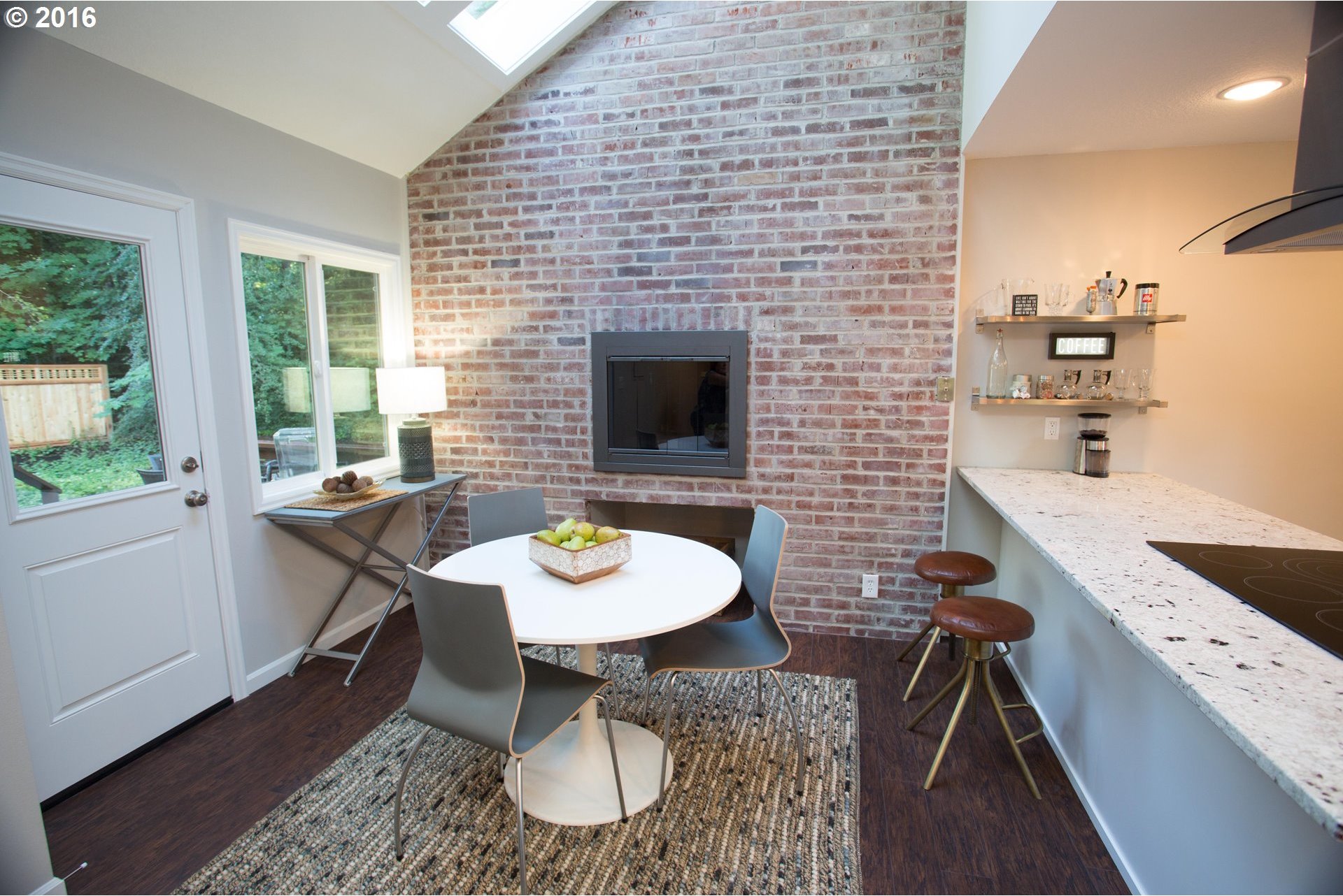 10220 Southwest Lancaster Road Portland, OR 97219 - Photo 8 of 28 Gallery Image 8