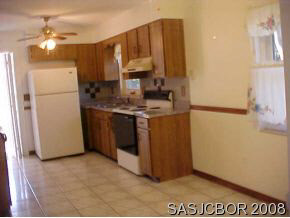 110 Vassar Road St. Augustine, FL 32086 - Photo 8 of 10 Eat in Kitchen