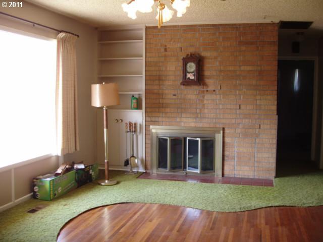 1720 Southwest Goodwin Place Pendleton, OR 97801 - Photo 6 of 8
