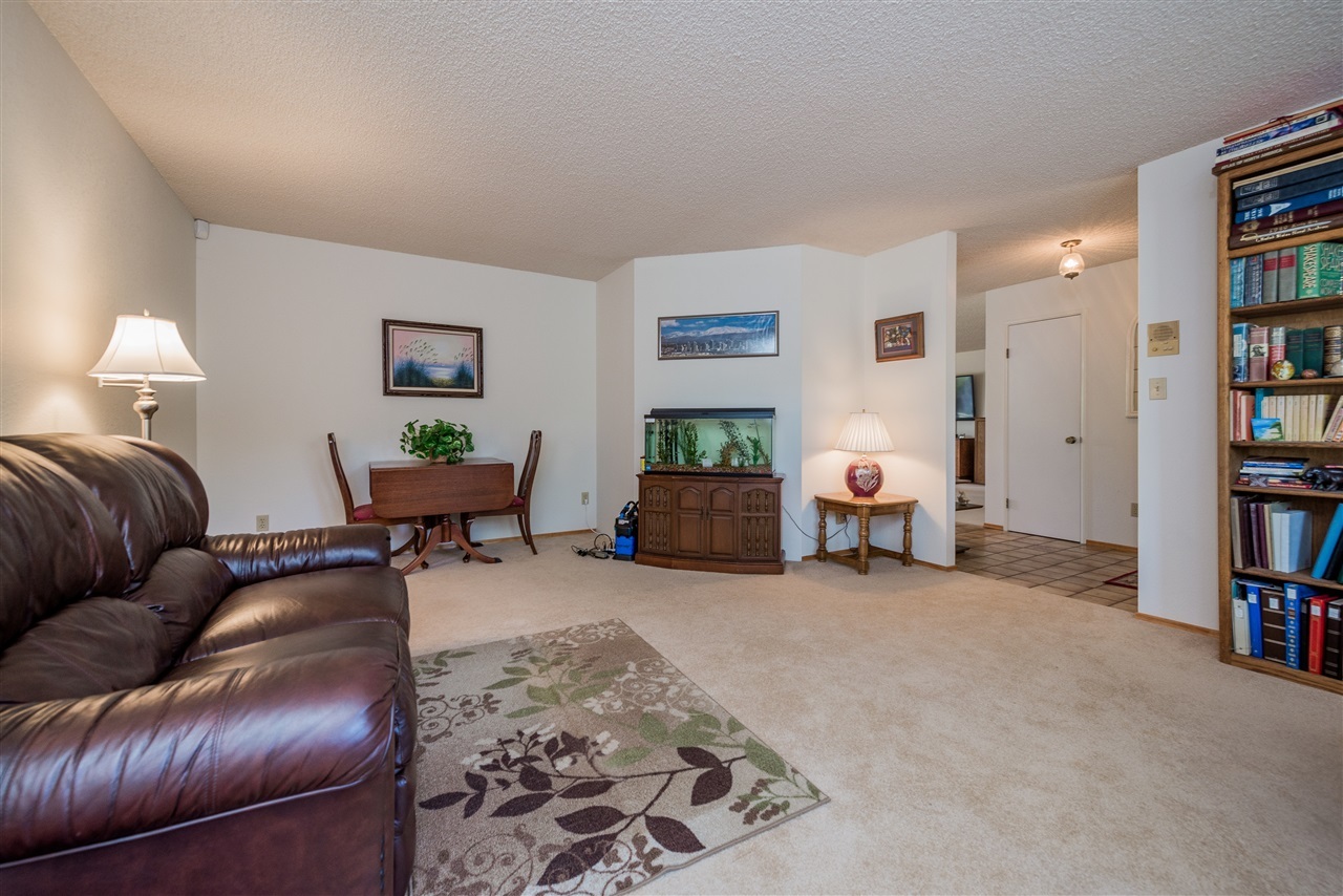 15212 Oak Creek Road El Cajon, CA 92021 - Photo 14 of 25 Gallery Image 14