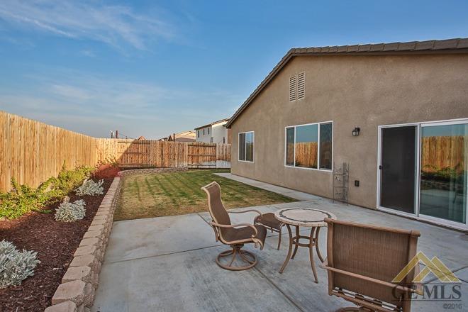 6016 Turquoise Ridge Drive Bakersfield, CA 93313 - Photo 37 of 40 Gallery Image 37