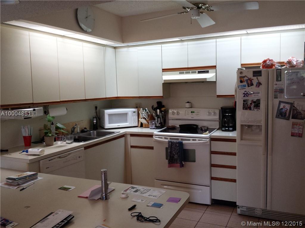 8820 Southwest 132nd Place, Unit 301DS Miami, FL 33186 - Photo 4 of 13