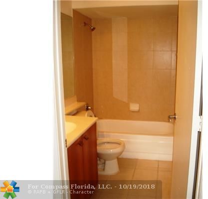 1020 Crystal Way, Unit A Delray Beach, FL 33444 - Photo 7 of 16