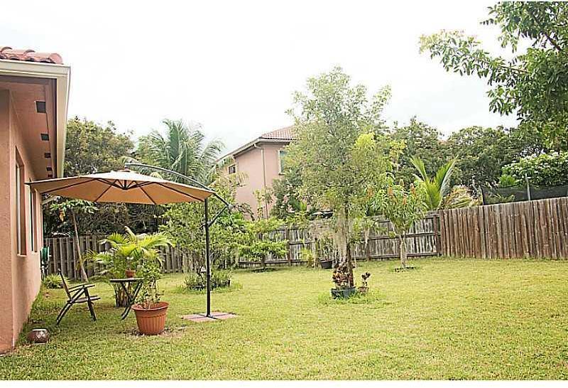 22033 Southwest 95th Place Miami, FL 33190 - Photo 18 of 18
