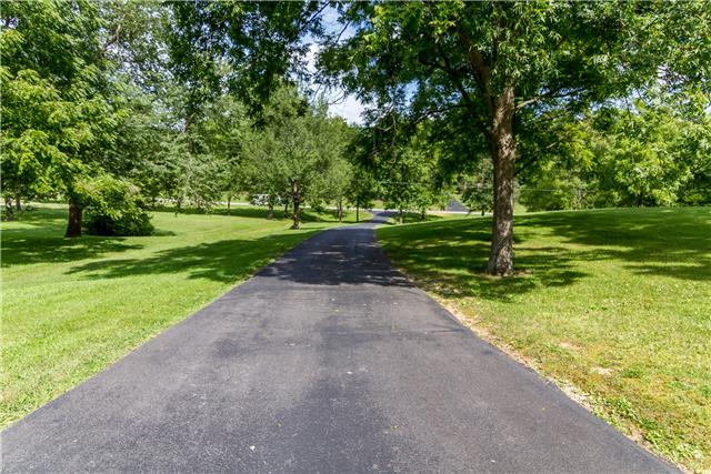 1972 Rock Springs Road Columbia, TN 38401 - Photo 15 of 18 Gallery Image 15