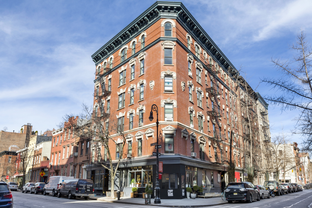 447 Hudson Street, Unit 2F Manhattan, NY 10014 - Photo 7 of 7