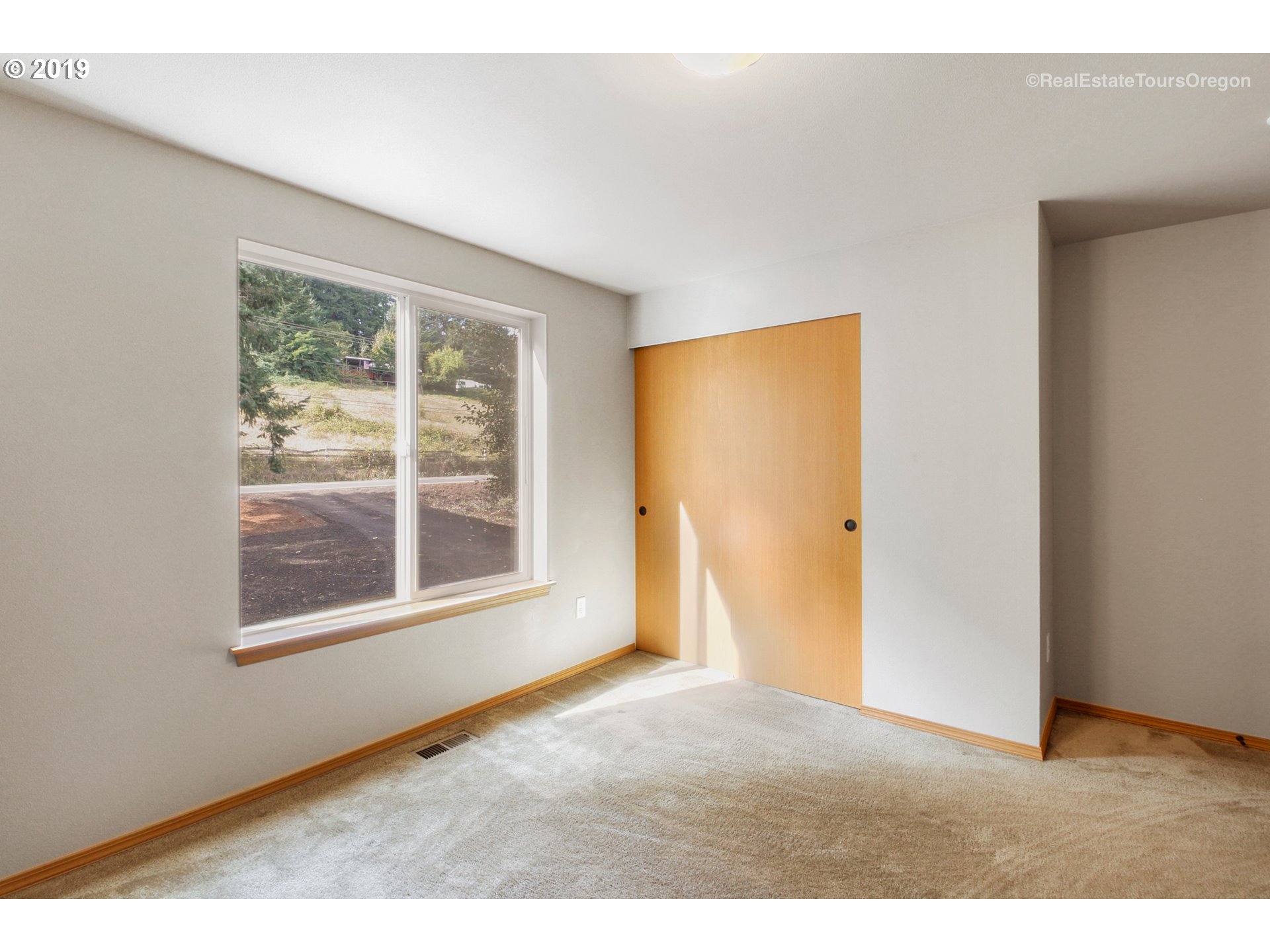18470 South Henrici Road Oregon City, OR 97045 - Photo 14 of 29 Gallery Image 14