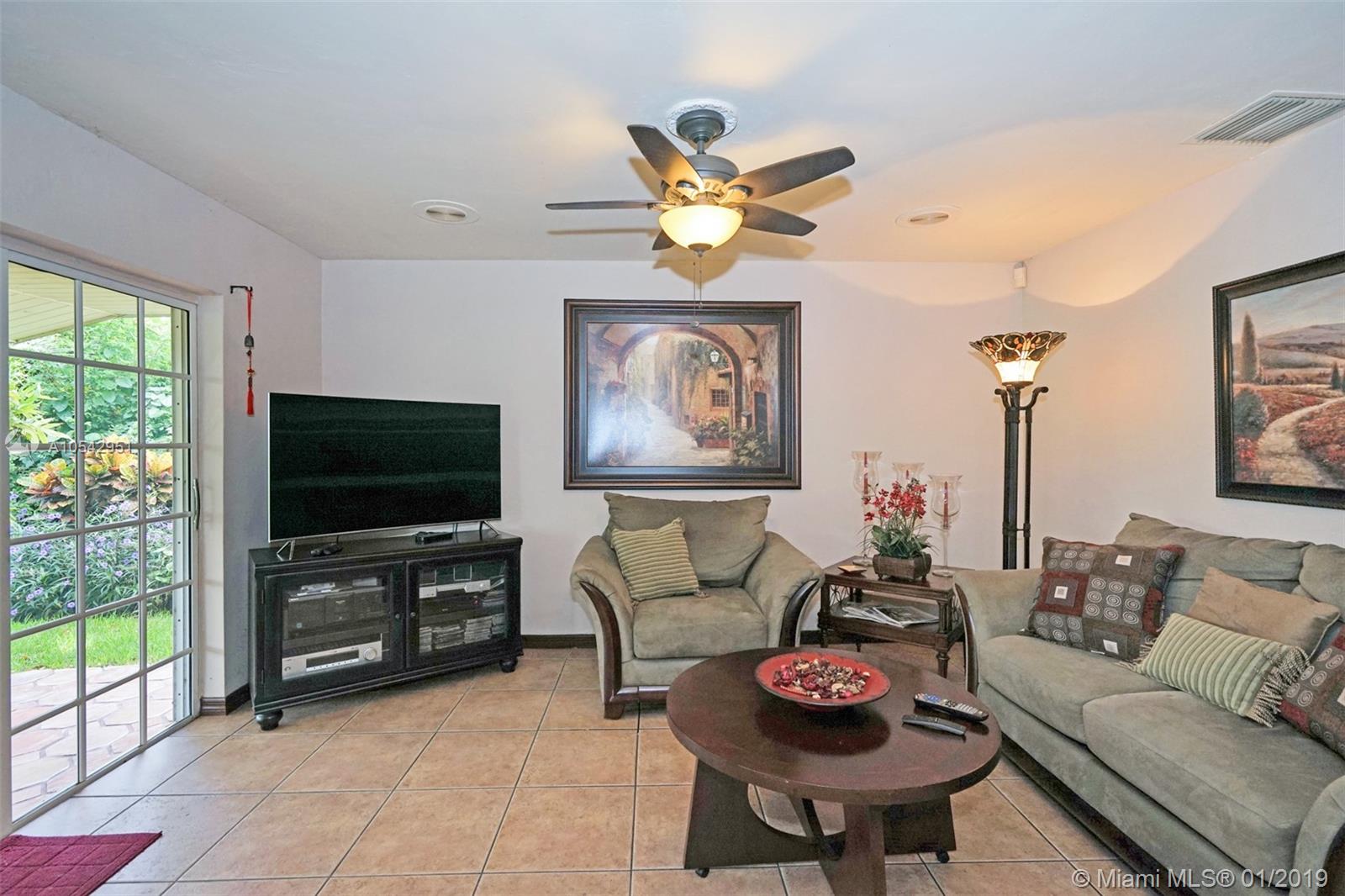 8410 Southwest 201st Street Cutler Bay, FL 33189 - Photo 14 of 46