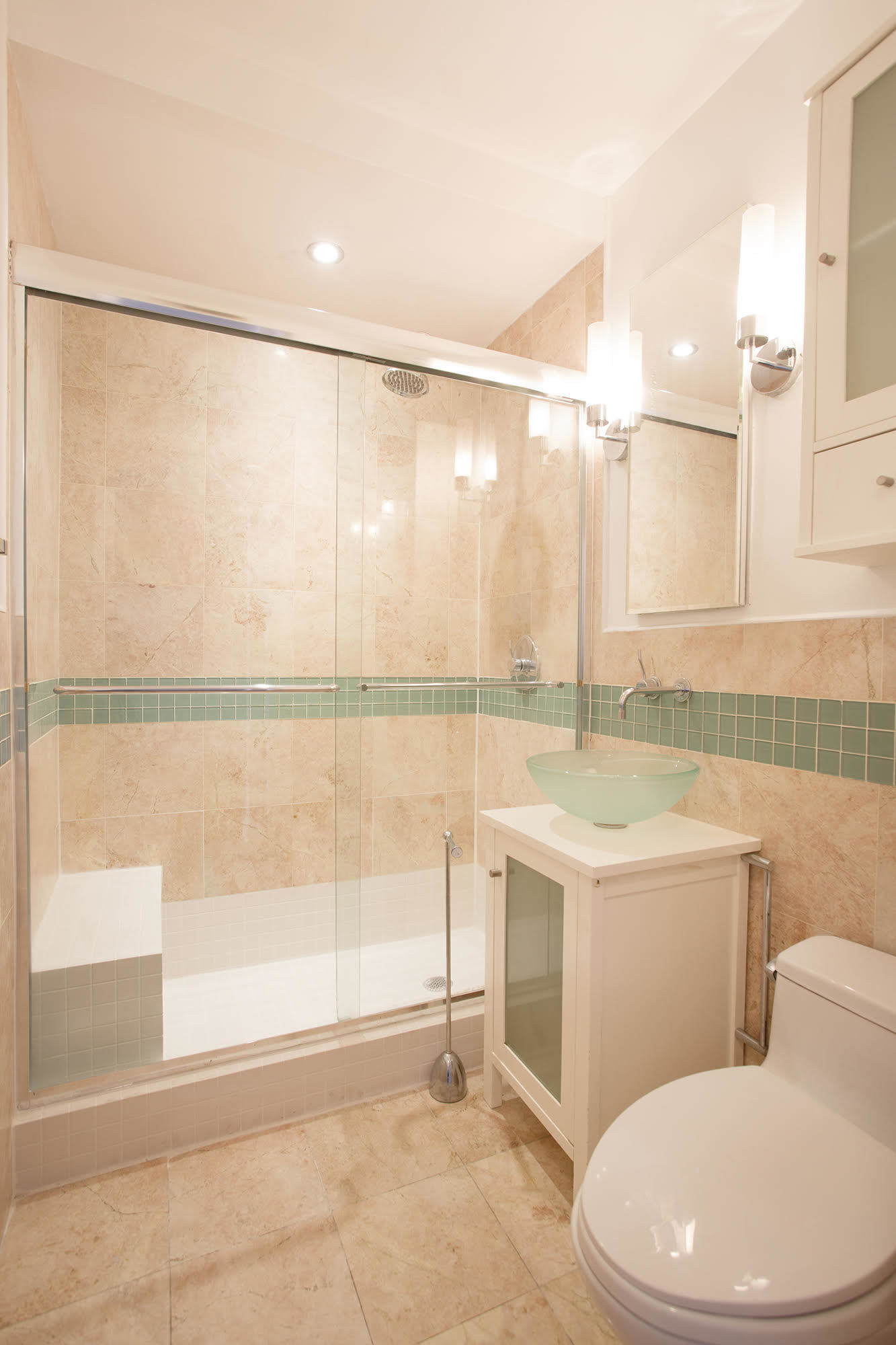 170 West 23rd Street, Unit 2F Manhattan, NY 10011 - Photo 6 of 12