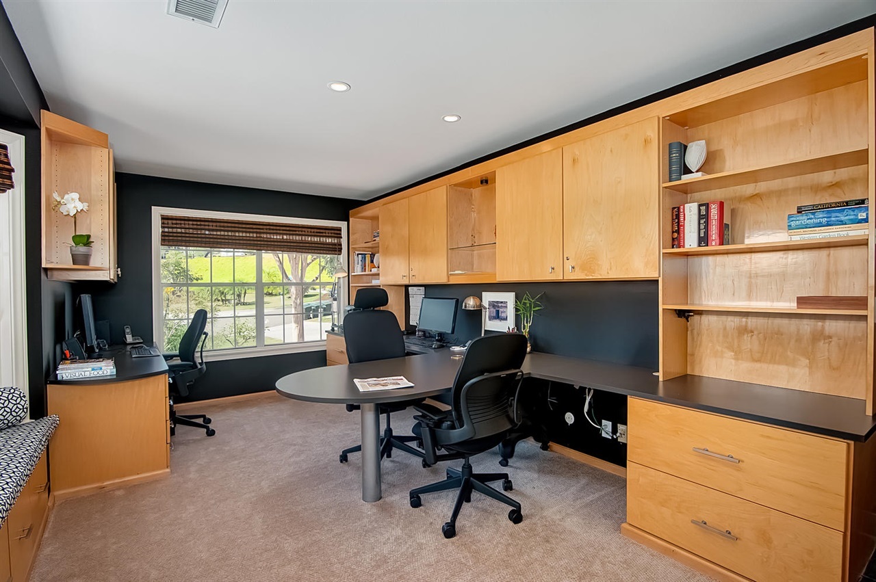 1404 Rancho Encinitas Drive Encinitas, CA 92024 - Photo 13 of 25