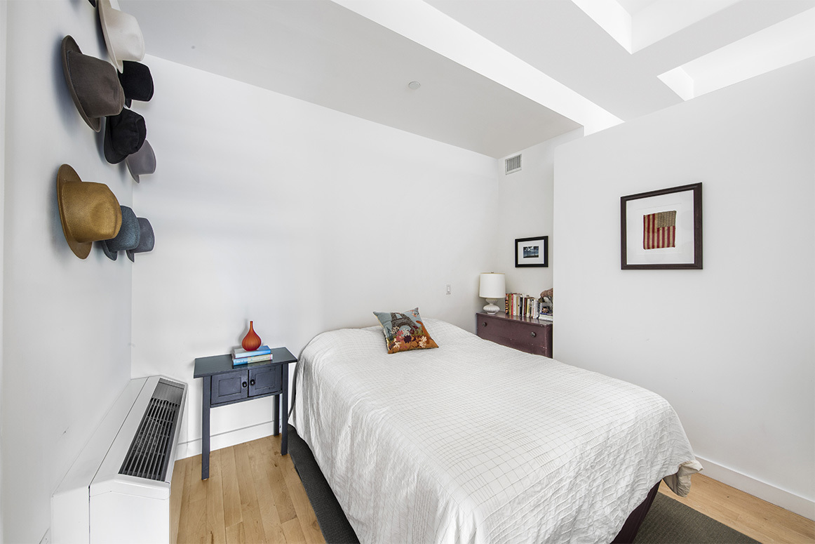 15 Broad Street, Unit 2322 Manhattan, NY 10005 - Photo 3 of 20