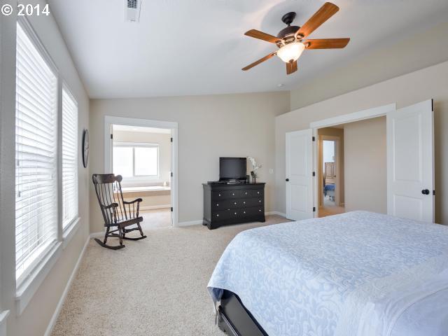 620 Southwest 171st Avenue Beaverton, OR 97006 - Photo 11 of 16