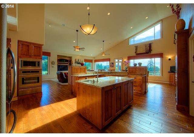 925 Butte Hill Road Woodland, WA 98674 - Photo 3 of 16 Gallery Image 3