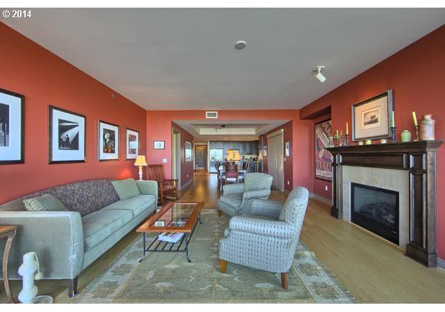 2448 Northwest Westover Road, Unit 201 Portland, OR 97210 - Photo 2 of 16 Gallery Image 2