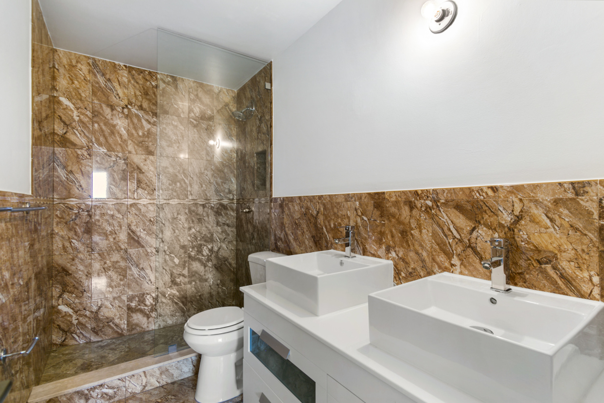 8233 Harding Avenue, Unit 701 701 Miami Beach, FL 33141 - Photo 12 of 18