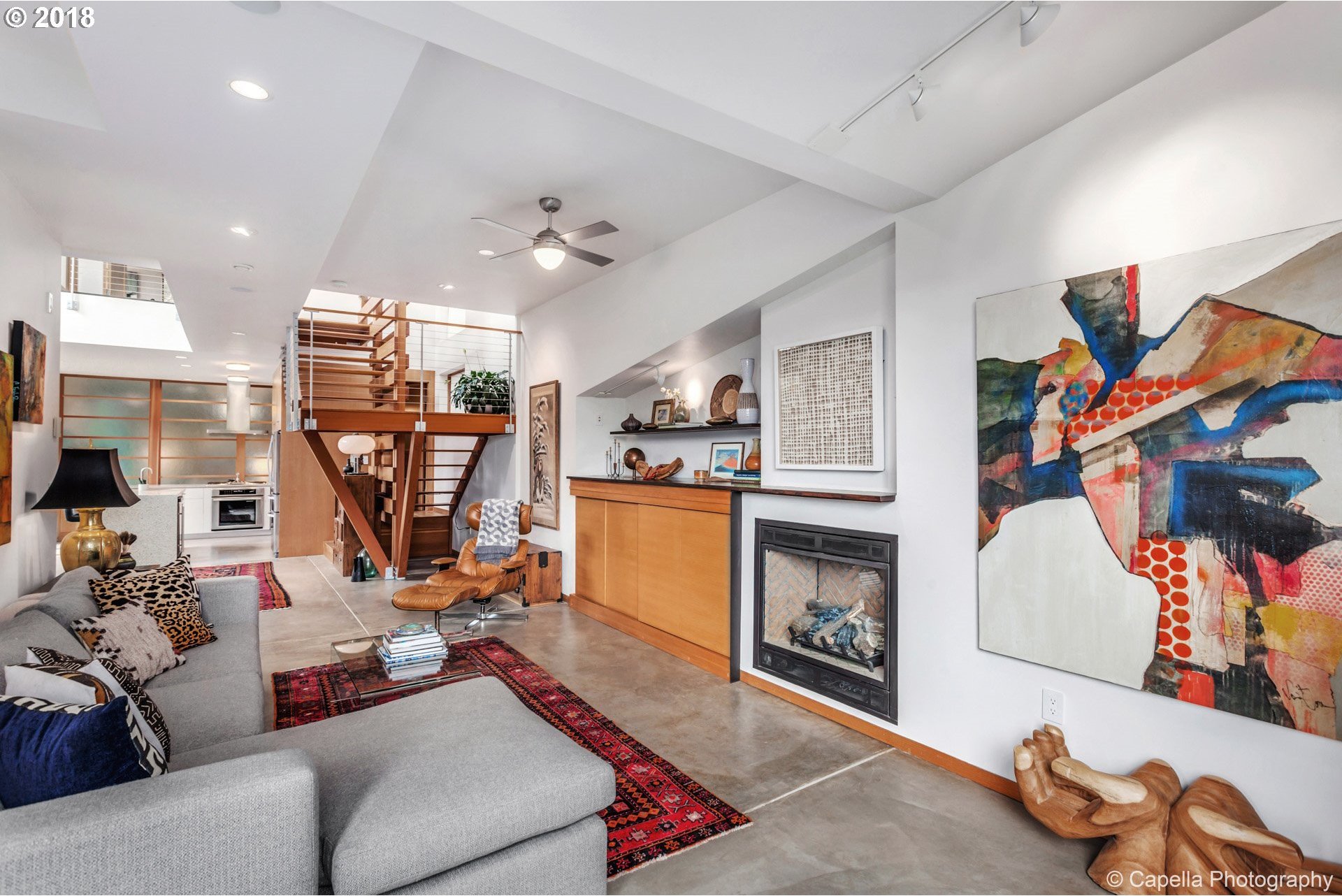 623 Southwest Orchid Street Portland, OR 97219 - Photo 5 of 32 Gallery Image 5