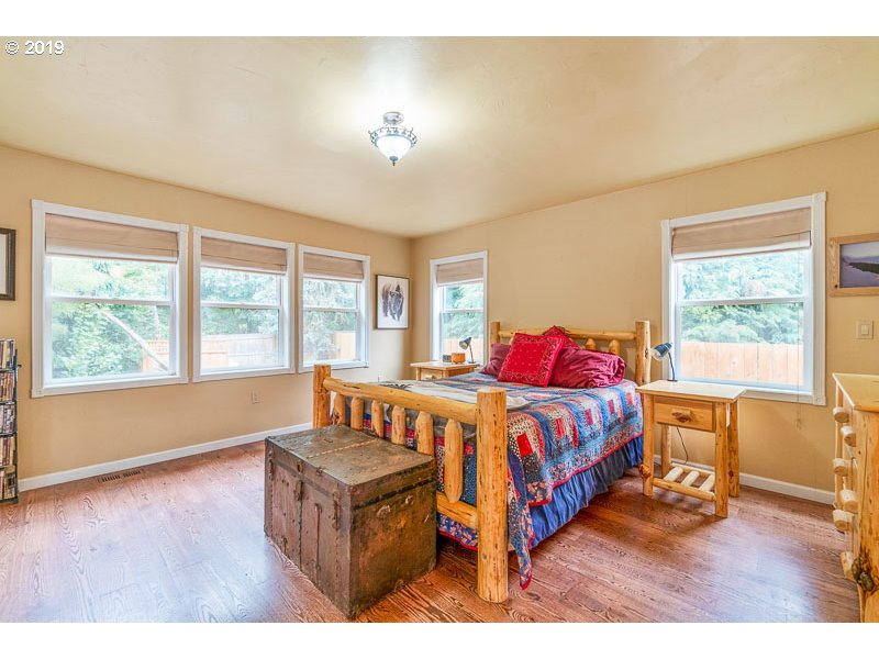 38238 Goar Road Scio, OR 97374 - Photo 17 of 32 Gallery Image 17