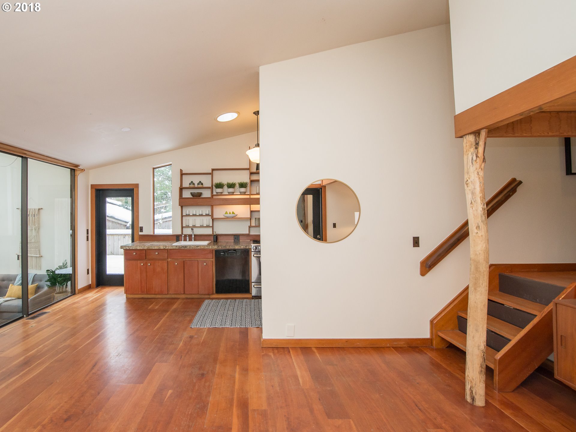 6516 Southwest Barnes Road Portland, OR 97225 - Photo 21 of 28 Gallery Image 21