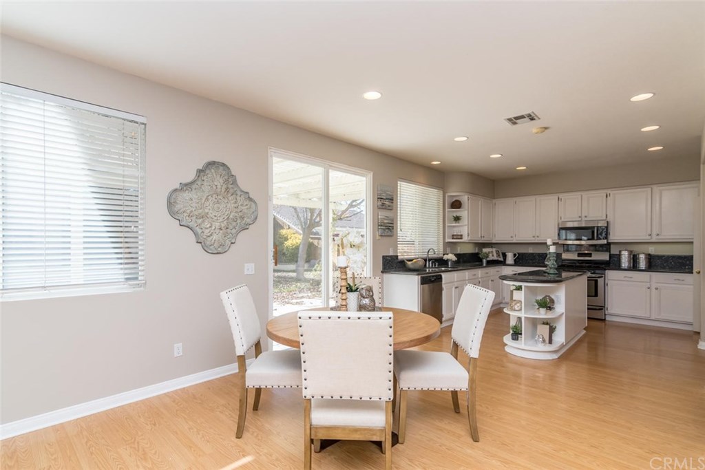 31901 Cercle Chambertin Temecula, CA 92591 - Photo 13 of 56