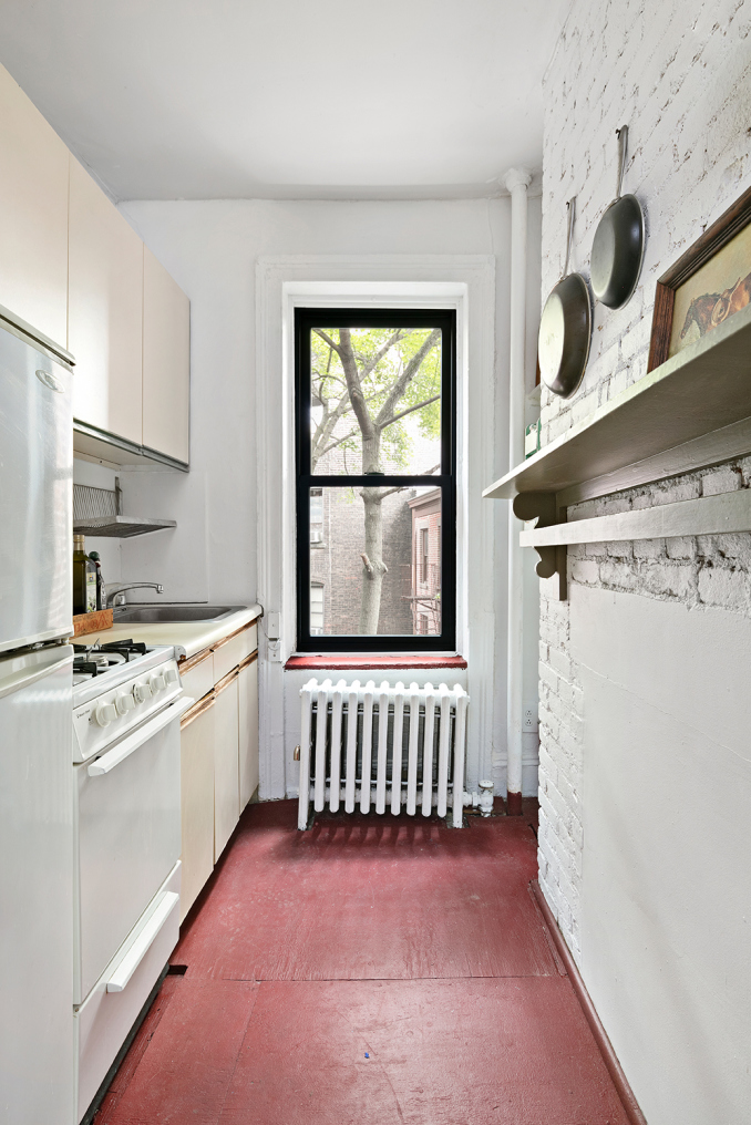 715 Washington Street, Unit 4 Manhattan, NY 10014 - Photo 5 of 9