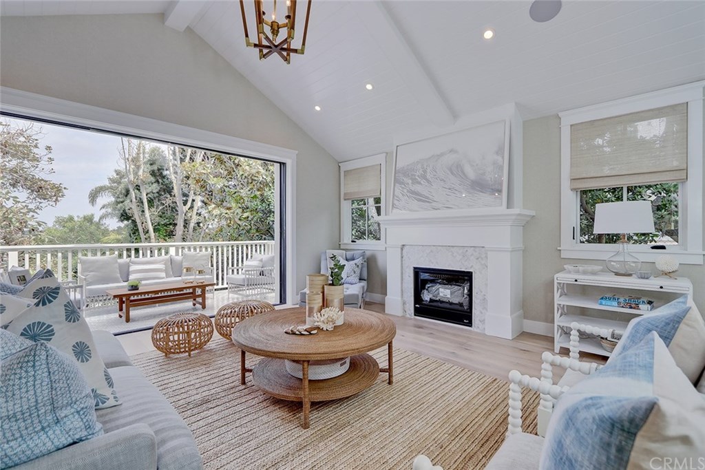 1016 John Street Manhattan Beach, CA 90266 - Photo 1 of 53