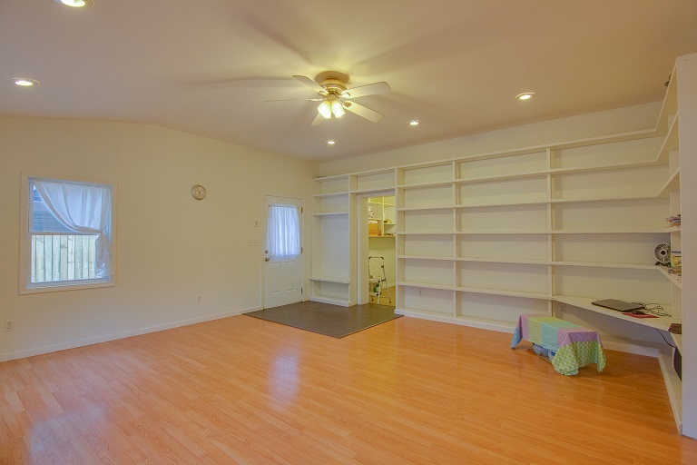 9155 Forrest Drive Southaven, MS 38671 - Photo 7 of 18