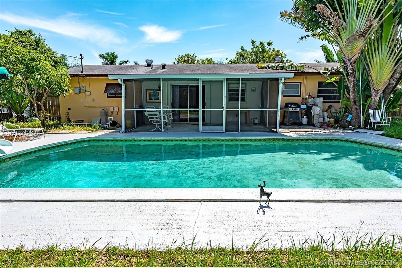 457 Los Altos Road Palm Springs, FL 33461 - Photo 14 of 19 Gallery Image 14