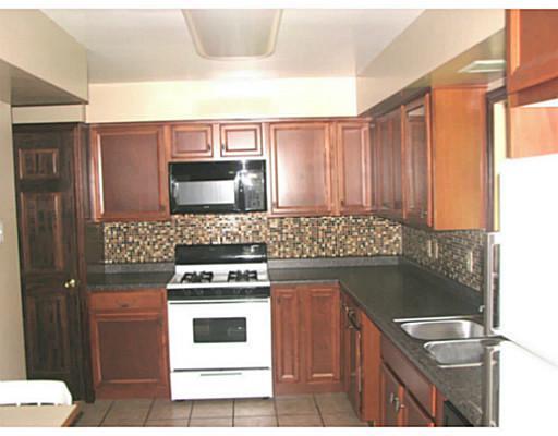 107 Sutherland Road Jeannette, PA 15644 - Photo 3 of 17