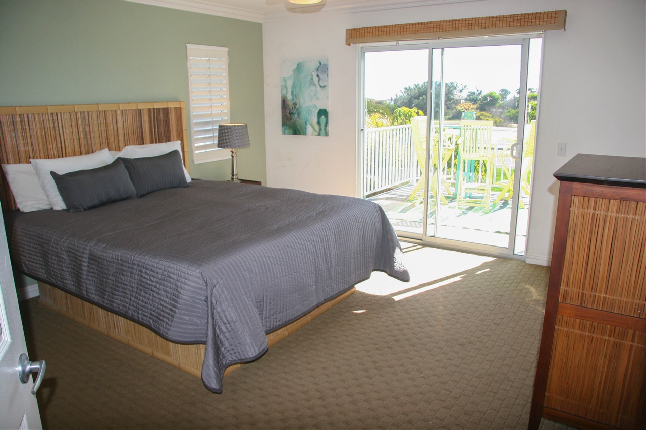 6971 Tradewinds Drive Carlsbad, CA 92011 - Photo 13 of 25