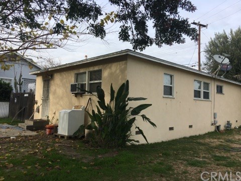 8564 Cole Street Downey, CA 90242 - Photo 11 of 14