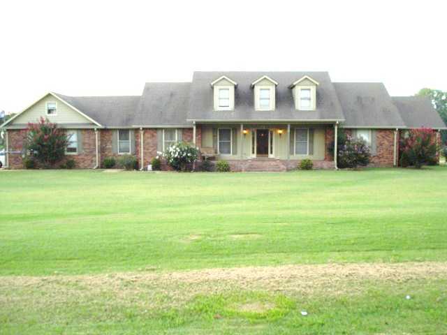 304 Chisholm Lake Road Ripley, TN 38063 - Photo 1 of 12 This home has all the space you need!