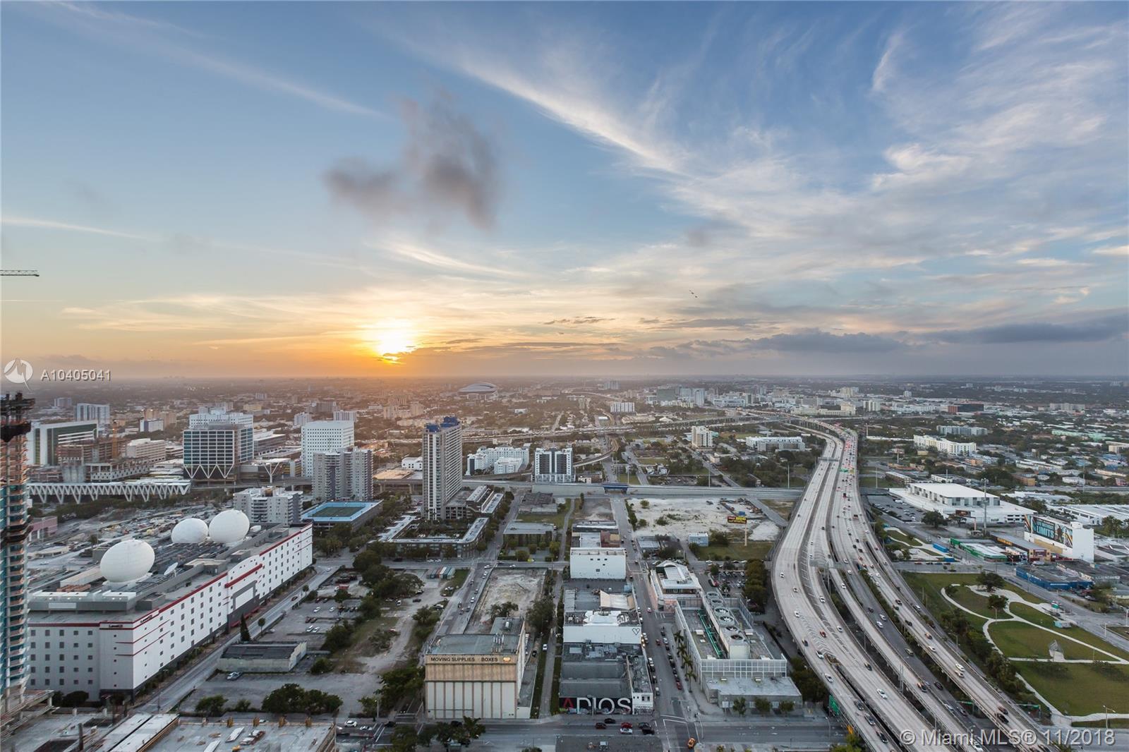 1040 Biscayne Boulevard, Unit 4407 Miami, FL 33132 - Photo 24 of 33