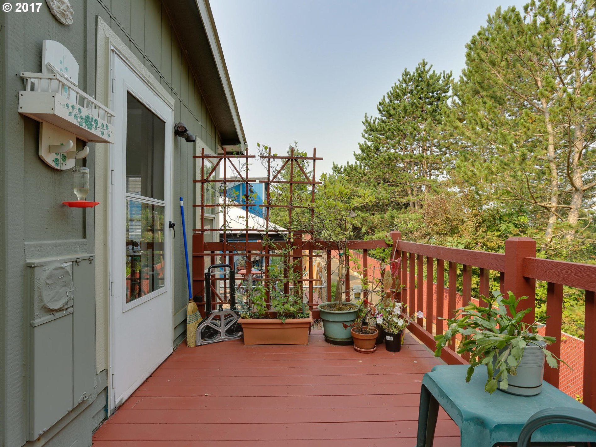 931 Southwest Sunset Way Troutdale, OR 97060 - Photo 29 of 32