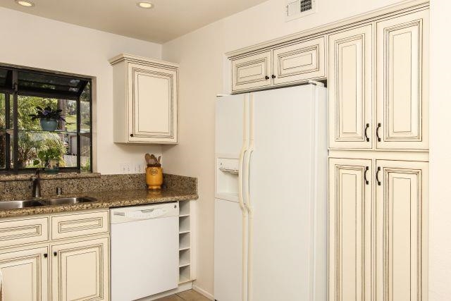 3119 Vista Rica Carlsbad, CA 92009 - Photo 6 of 22
