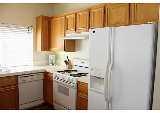 1521 Gold Run Road Chula Vista, CA 91913 - Photo 3 of 7