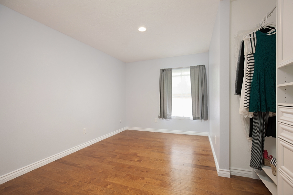 105 Little Oaks Road Encinitas, CA 92024 - Photo 12 of 24 Gallery Image 12