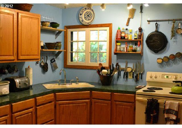 606 Clark Creek Road Longview, WA 98632 - Photo 4 of 14 Gallery Image 4