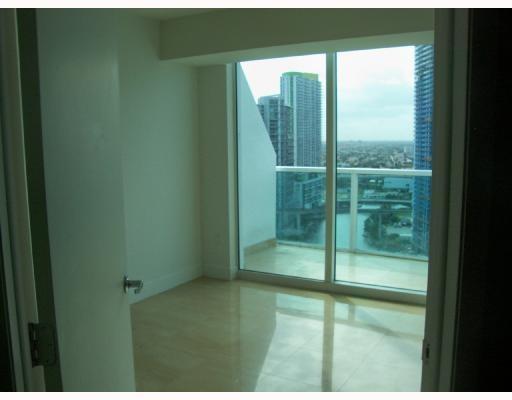 41 Southeast 5th Street, Unit 1517 Miami, FL 33131 - Photo 16 of 16