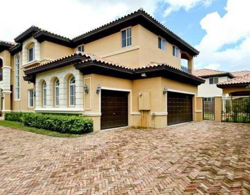 16763 Northwest 77th Path Miami Lakes, FL 33016 - Photo 7 of 16