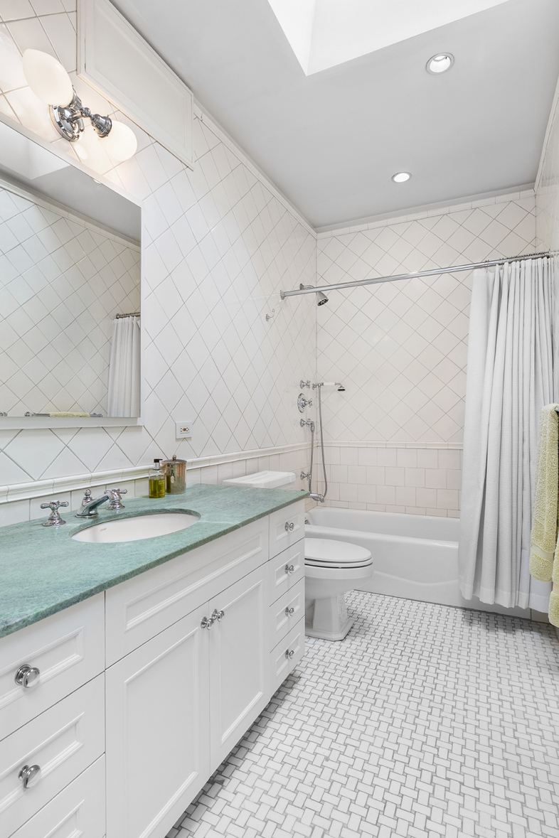 130 East 95th Street Manhattan, NY 10128 - Photo 20 of 23