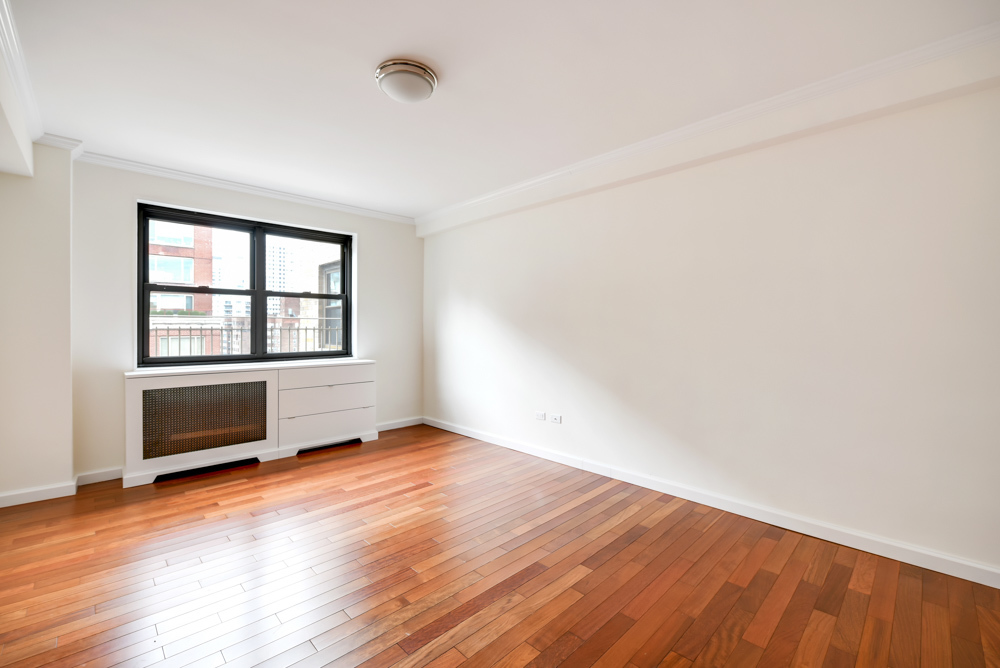 305 E 72nd St, Unit PHB Manhattan, NY 10021 - Photo 11 of 16