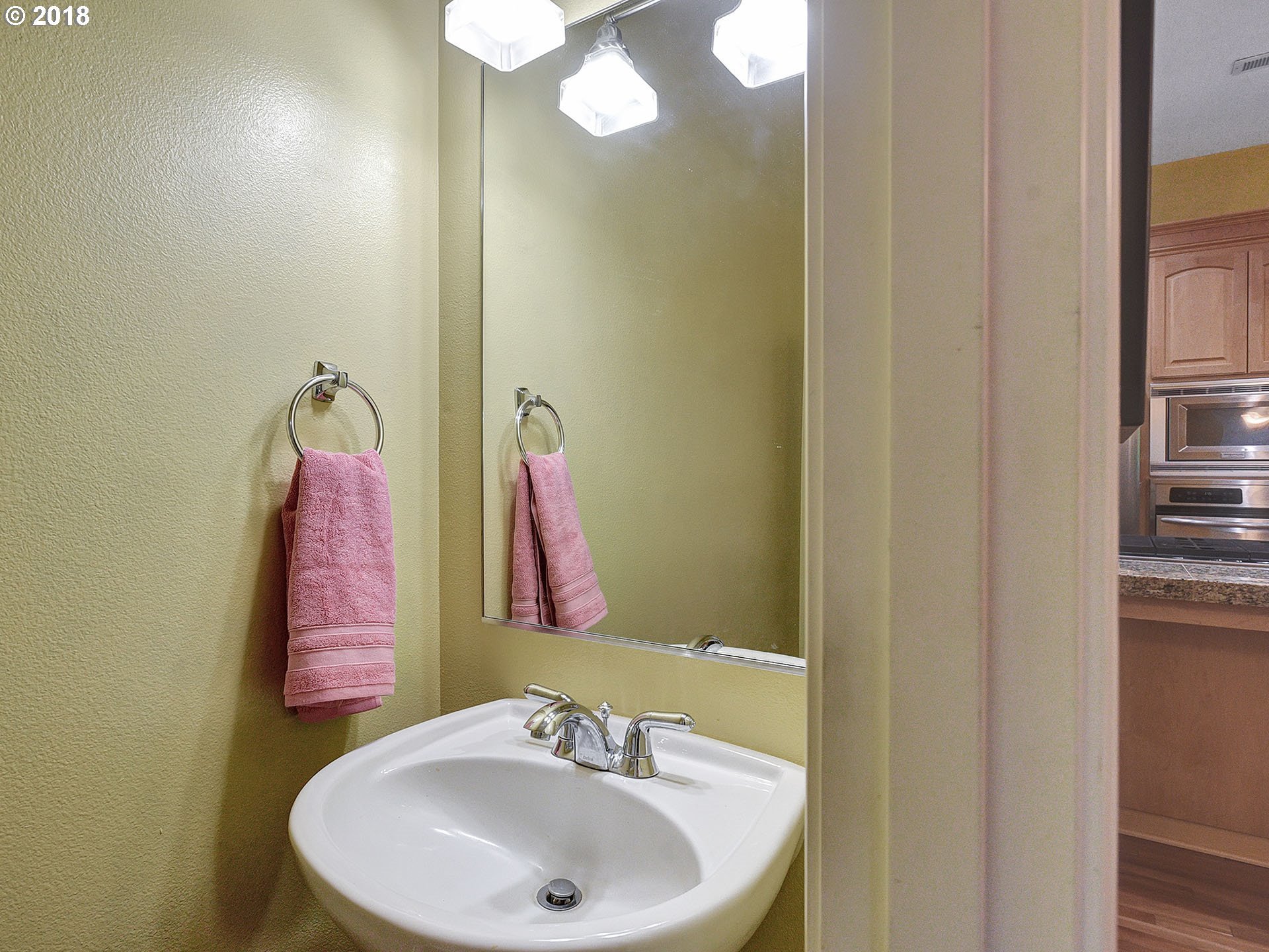 8416 Southwest Oleson Road Portland, OR 97223 - Photo 9 of 19 Gallery Image 9
