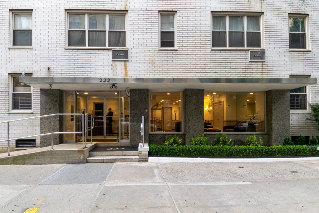 222 E 19th St, Manhattan, NY 10003 - Photo 3 of 3