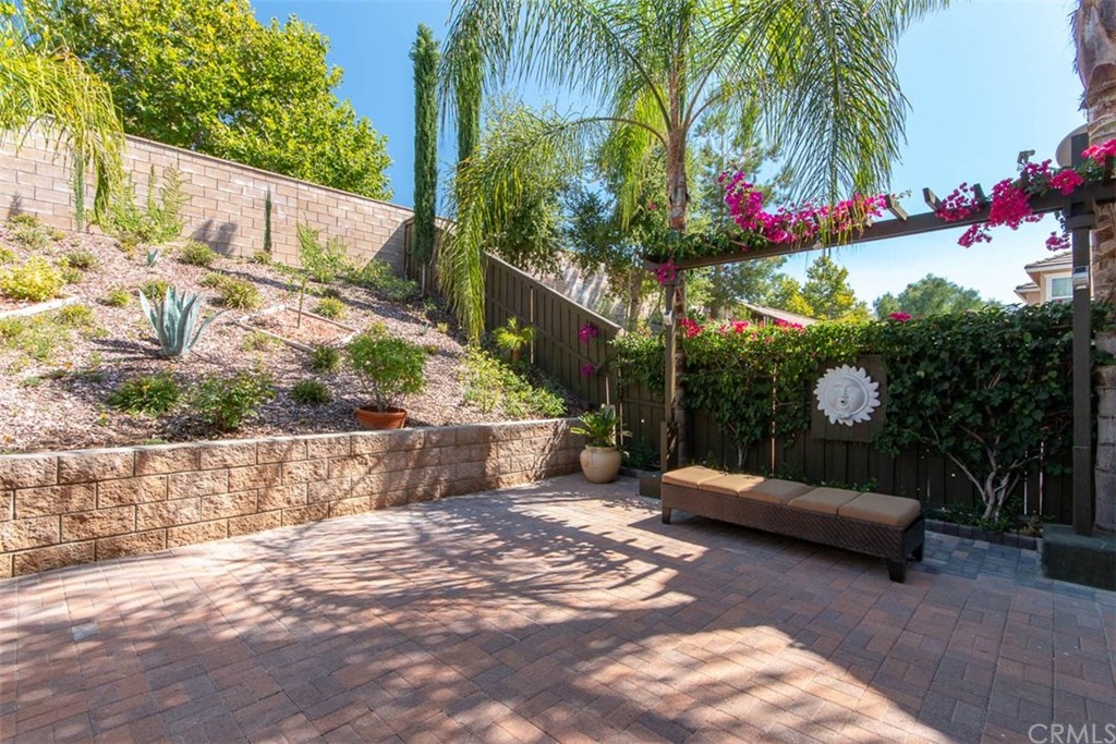 32009 Hummingbird Way Temecula, CA 92592 - Photo 32 of 40