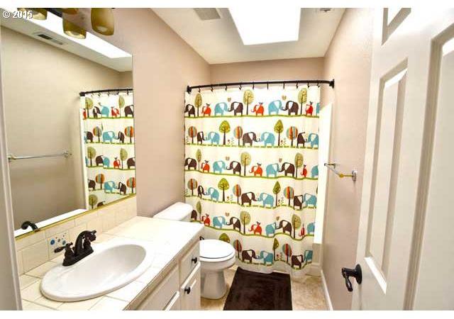 1340 Northwest Mayfield Road Portland, OR 97229 - Photo 3 of 16 Gallery Image 3