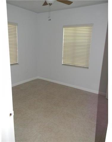 345 Northeast 111th Street Miami, FL 33161 - Photo 8 of 13