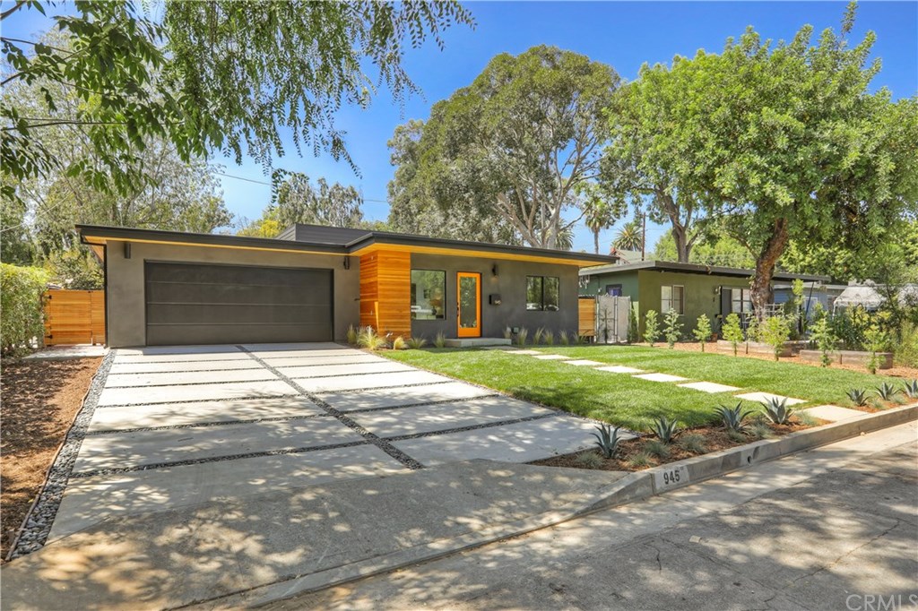 945 Jane Place Pasadena, CA 91105 - Photo 3 of 33