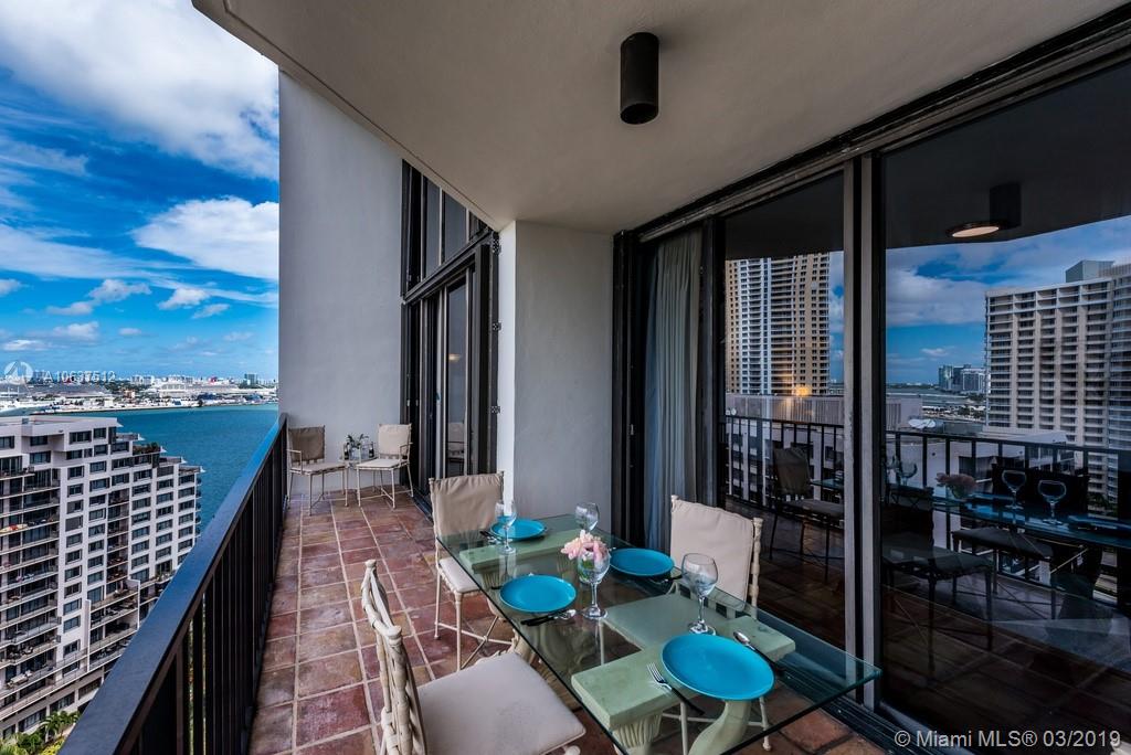 520 Brickell Key Drive, Unit APH00 Miami, FL 33131 - Photo 12 of 48